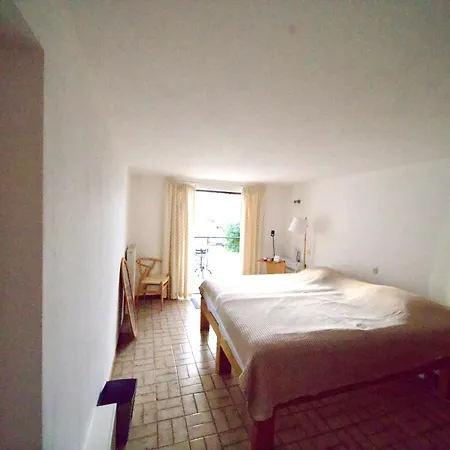 Orea Elena-mani-kalamata *