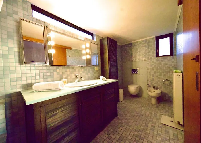 Orea Elena-mani-kalamata *